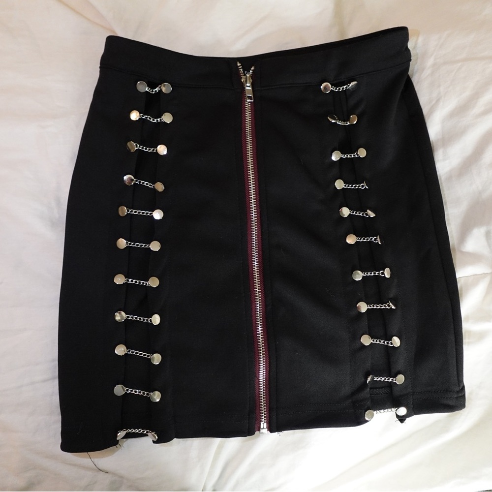 Fashion Nova Black Mini Skirt with Silver Accents / Skin Revealing Slits